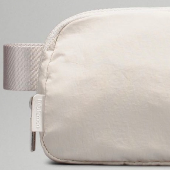 Lululemon 🤍 WHITE OPAL Everywhere Belt Bag - Picture 14 of 15
